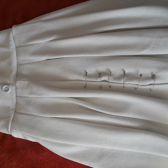 💕CUTE💕Pretty Little Things Pleated Skirt - Picture 8 of 8